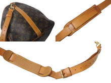 画像をギャラリービューアに読み込む, LOUIS VUITTON ルイヴィトン キーポルバンドリエール55 M41414 モノグラム PVC ヌメ革 ブラウン 美品 中古 4b001248