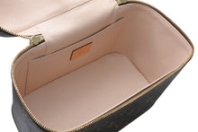 Load image into Gallery viewer, 極美品 LOUIS VUITTON ルイヴィトンニースBB バニティバッグ ハンドバッグ M42265 モノグラム PVC レザー ブラウン 中古 4b012861