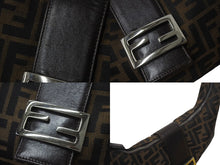 画像をギャラリービューアに読み込む, FENDI フェンディ クロワッサン ハーフムーン ワンショルダーバッグ ハンドバッグ ズッカ キャンバス ブラウン シルバー金具 美品 中古 4c076363