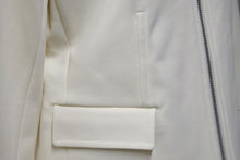 画像をギャラリービューアに読み込む, 新品同様 HERMES エルメス マイクロジップジャケット 4E0200DR サイズ36 アイボリー ポリウレタン ビスコース 中古 4b001280