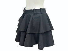 画像をギャラリービューアに読み込む, 極美品 LOEWE ロエベ ベルテッド ミニスカート S359Y08X91 サイズ34 ベルト エンボス加工 ベルト付属 ブラック 中古 4b001284