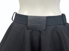 画像をギャラリービューアに読み込む, 極美品 LOEWE ロエベ ベルテッド ミニスカート S359Y08X91 サイズ34 ベルト エンボス加工 ベルト付属 ブラック 中古 4b001284