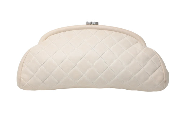 CHANEL シャネル クラッチバッグ ポーチ 11番台 ココマーク キスロック ラムスキン ホワイト キルティング シルバー金具 美品 中古 4b012865