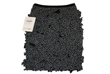 Load image into Gallery viewer, 新品未使用 CHANEL シャネル LOOK28 ルック28 タイトスカート P78612V71253 サイズ36 ココマーク カメリア ブラック 中古 4b012913