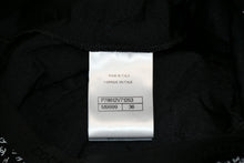 Load image into Gallery viewer, 新品未使用 CHANEL シャネル LOOK28 ルック28 タイトスカート P78612V71253 サイズ36 ココマーク カメリア ブラック 中古 4b012913
