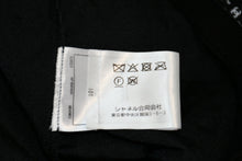 Load image into Gallery viewer, 新品未使用 CHANEL シャネル LOOK28 ルック28 タイトスカート P78612V71253 サイズ36 ココマーク カメリア ブラック 中古 4b012913