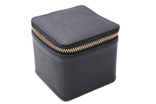 Load image into Gallery viewer, 極美品 FRAGMENT DESIGN×bijou de m フラグメント デザイン accessorycase アクセサリーケース 小物入れ ブラック ゴールド金具 中古 4b011488
