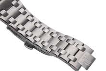 Load image into Gallery viewer, 極美品 AUDEMARS PIGUET オーデマピゲ ロイヤル オーク 67601ST.ZZ.1230ST.01 ステンレス 時計 ホワイト 中古 4b012936