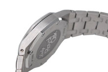 Load image into Gallery viewer, 極美品 AUDEMARS PIGUET オーデマピゲ ロイヤル オーク 67601ST.ZZ.1230ST.01 ステンレス 時計 ホワイト 中古 4b012936