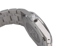 Load image into Gallery viewer, 極美品 AUDEMARS PIGUET オーデマピゲ ロイヤル オーク 67601ST.ZZ.1230ST.01 ステンレス 時計 ホワイト 中古 4b012936