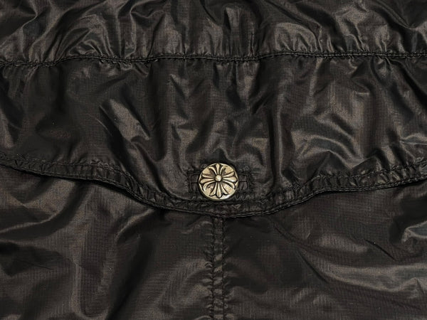 極美品 CHROME HEARTS クロムハーツ ANIMAL BOY ラージダガー ナイロン ジャケット クロスパッチ サイズS 中古 4b013049