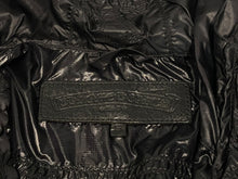 Load image into Gallery viewer, 極美品 CHROME HEARTS クロムハーツ ANIMAL BOY ラージダガー ナイロン ジャケット クロスパッチ サイズS 中古 4b013049