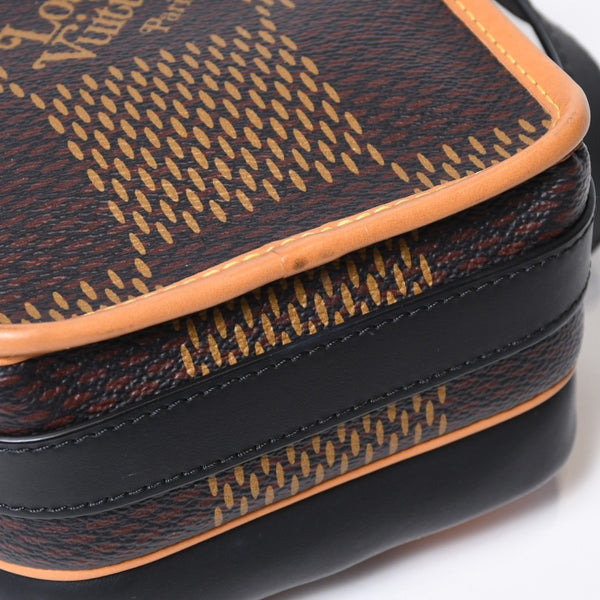 極美品 LOUIS VUITTON ルイヴィトン アマゾン メッセンジャーショルダーバッグ N40357 ダミエジャイアント NIGO LVスクエアード 中古 4b013599