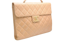 Load image into Gallery viewer, CHANEL シャネル ブリーフケース ビジネスバッグ A02794 ココマーク キャビアスキン ベージュ ゴールド金具 良品 中古 4b012454