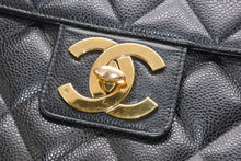Load image into Gallery viewer, CHANEL シャネル ブリーフケース ビジネスバッグ A20794 2番台 ココマーク キャビアスキン ブラック ゴールド金具 美品 中古 4b013022