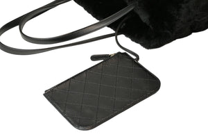 新品同様 CHANEL シャネル トートバッグ 24番台 ココマーク オリラグファー カーフスキン ブラック ガンメタ金具 中古 4b013015