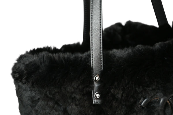 新品同様 CHANEL シャネル トートバッグ 24番台 ココマーク オリラグファー カーフスキン ブラック ガンメタ金具 中古 4b013015