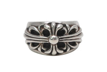 Load image into Gallery viewer, CHROME HEARTS クロムハーツ FLORAL CROSS フローラルクロス リング 指輪 重量約14.6g サイズ16号 スターリングシルバー 美品 中古 4b013061