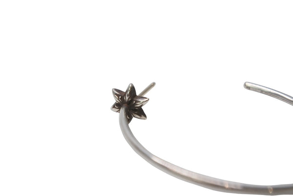 CHROME HEARTS クロムハーツ HOOP W/CUT STAR スターフープピアス 重量約2.2g 98/925刻印 シルバ−925 片耳用 美品 中古 4b013162