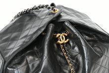 Load image into Gallery viewer, 新品未使用 CHANEL シャネル CHANEL 25 ラージ ハンドバッグ AS5553 ランダム番台 グレインド カーフスキン ココマーク ブラック 中古 4b013080