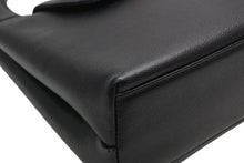 Load image into Gallery viewer, 極美品 CHANEL シャネル ラウンドトップハンドル ハンドバッグ 5番台 ココマーク キャビアスキン ブラック ゴールド金具 中古 4b013172