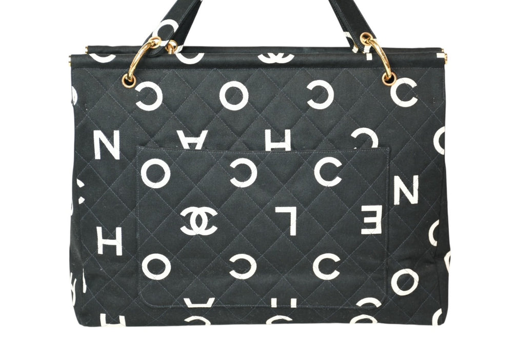 Very Good Condition CHANEL Handbag Quilted Handbag Made in 1996 Black White Cotton Canvas Gold Hardware Used 4b013006