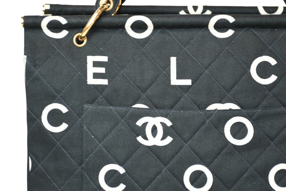 Very Good Condition CHANEL Handbag Quilted Handbag Made in 1996 Black White Cotton Canvas Gold Hardware Used 4b013006