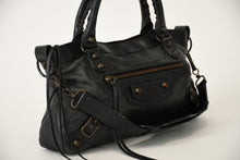 Load image into Gallery viewer, BALENCIAGA バレンシアガ ザ ファースト ハンドバッグ ショルダーバッグ ブラック レザー 103208 美品 中古 4b013189