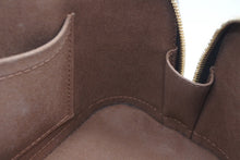 Load image into Gallery viewer, 極美品 LOUIS VUITTON ルイヴィトン モノグラム アルマBB ハンドバッグ M53152 ショルダー 2WAY PVC ゴールド金具 中古 4b013208