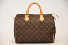 Load image into Gallery viewer, 極美品 LOUIS VUITTON ルイヴィトン スピーディ30 ハンドバッグ M41526 モノグラム レザー PVC ブラウン 旧型 中古 4b013221