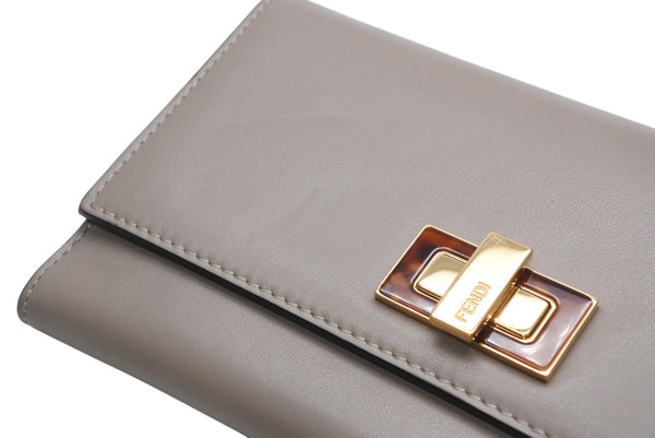 FENDI フェンディ ピーカブー コンチネンタル 長財布 8M0308 レザー グレージュ べっ甲カラー 美品 中古 4b013236