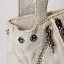 Load image into Gallery viewer, CHROME HEARTS クロムハーツJJ DEAN SMALL JJディーン スモール ハンドバッグ レザーライダース シルバ−925 ホワイト 美品 中古 4b013482