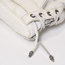 Load image into Gallery viewer, CHROME HEARTS クロムハーツJJ DEAN SMALL JJディーン スモール ハンドバッグ レザーライダース シルバ−925 ホワイト 美品 中古 4b013482