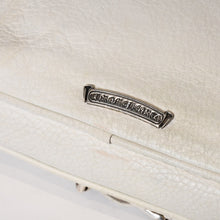 Load image into Gallery viewer, CHROME HEARTS クロムハーツJJ DEAN SMALL JJディーン スモール ハンドバッグ レザーライダース シルバ−925 ホワイト 美品 中古 4b013482