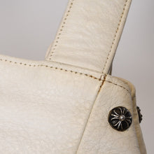Load image into Gallery viewer, CHROME HEARTS クロムハーツJJ DEAN SMALL JJディーン スモール ハンドバッグ レザーライダース シルバ−925 ホワイト 美品 中古 4b013482
