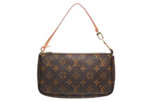 Load image into Gallery viewer, 極美品 LOUIS VUITTON ルイヴィトン ポシェット アクセソワール アクセサリーポーチ M51980 モノグラム ブラウン レザー PVC 中古 4b013362