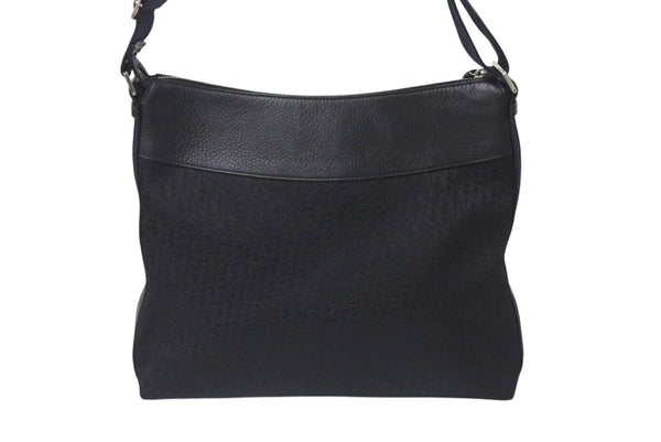Very Good Condition Christian Dior Street Chic Oblique Shoulder Bag Black Navy Silver Hardware Logo Good Condition Used 4b001326