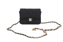 Load image into Gallery viewer, 新品未使用 CHANEL シャネル ミニミニマトラッセ チェーンベルトバッグ 30番台 ココマーク コットン レザー ブラック ゴールド金具 中古 4b013196
