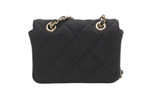 Load image into Gallery viewer, 新品未使用 CHANEL シャネル ミニミニマトラッセ チェーンベルトバッグ 30番台 ココマーク コットン レザー ブラック ゴールド金具 中古 4b013196