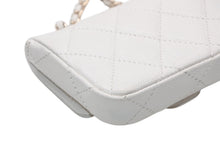 Load image into Gallery viewer, 極美品 CHANEL シャネル タイムレスクラシックライン チェーンクラッチ AP2727 30番台 ココマーク キャビアスキン ゴールド金具 中古 4b013193