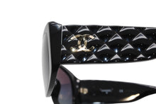 Load image into Gallery viewer, CHANEL シャネル サングラス アイウェア 71466A S0116 ココマーク アセテート プラスチック ブラック 美品 中古 4b013281