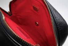 Load image into Gallery viewer, 新品未使用 CHANEL シャネル マトラッセ チェーンリュック バックパック ランダム番台 キャビアスキン ブラック ゴールド金具 中古 4b013292