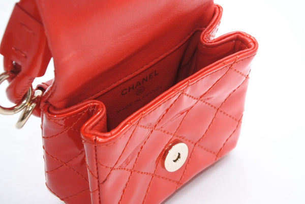 極美品 CHANEL シャネル 2.55 バッグチャーム キーチャーム ポーチ 12番台 ココマーク パテントレザー レッド ゴールド金具 中古 4b013081