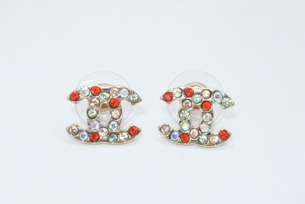 極美品 CHANEL シャネル ココマーク ピアス 重量約2.0g 04A刻印 カラーストーン メタル GP ゴールド マルチカラー 両耳用 中古 4b012966
