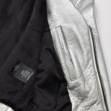 Load image into Gallery viewer, SAINT LAURENT PARIS サンローランパリ ライダースジャケット 羊革 シルバー サイズF36 美品 中古 4b013327