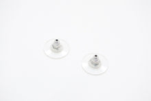 Load image into Gallery viewer, CHANEL シャネル ココマーク ピアス 重要約2.3g B14A刻印 ラインストーン メタル チェーン柄 両耳用 美品 中古 4b12967