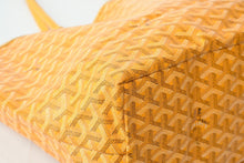 Load image into Gallery viewer, 極美品 GOYARD ゴヤール サンルイPM バッグ トートバッグ STLCROPMLTY02CL02P PVC レザー イエロー シルバー金具 中古 4b013408