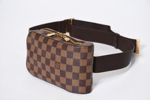 Load image into Gallery viewer, 極美品 LOUIS VUITTON ルイヴィトン ジェロニモス ウエストバッグ ボディバッグ N51994 ダミエ ブラウン 中古 4b013366
