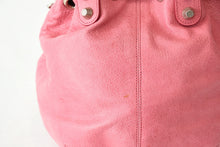 Load image into Gallery viewer, BALENCIAGA バレンシアガ ジャイアント ミニポンポン 2WAYハンドバッグ ピンク 285439 レザー シルバー金具 美品 中古 4b013416
