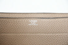 Load image into Gallery viewer, 極美品 HERMES エルメス KELLY DEPECHES 38 ケリーデペッシュ38 ブリーフケース O刻印 トリヨンクレマンス トゥルティエールグレー 中古 4b012174